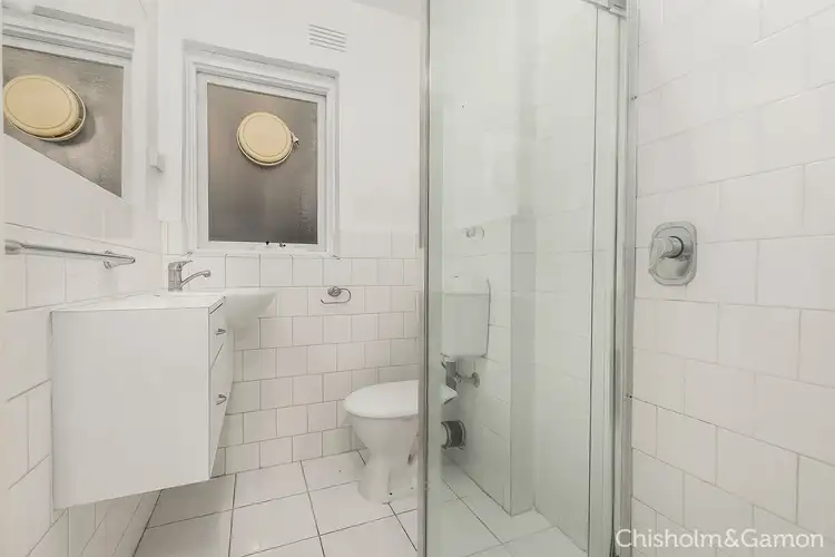 Sixth view of Homely apartment listing, 3/18 Pine Avenue, Elwood VIC 3184