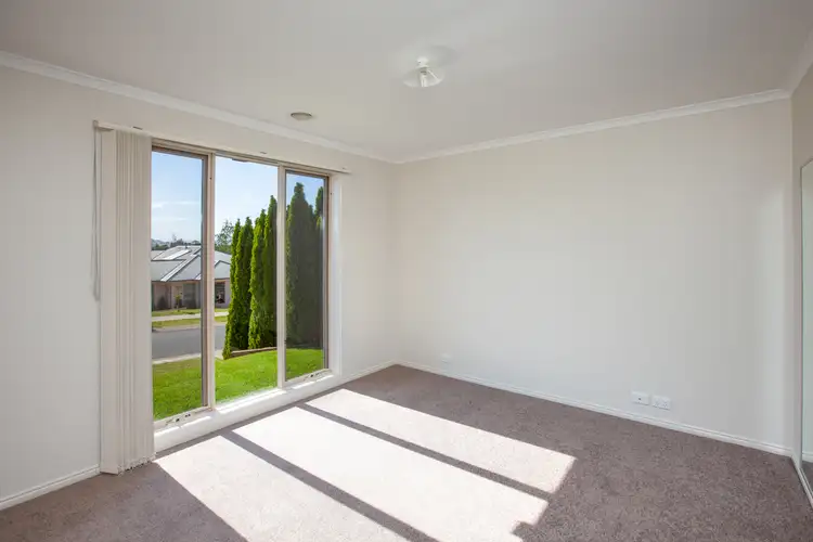 Sixth view of Homely house listing, 5 Hawk Place, Wodonga VIC 3690