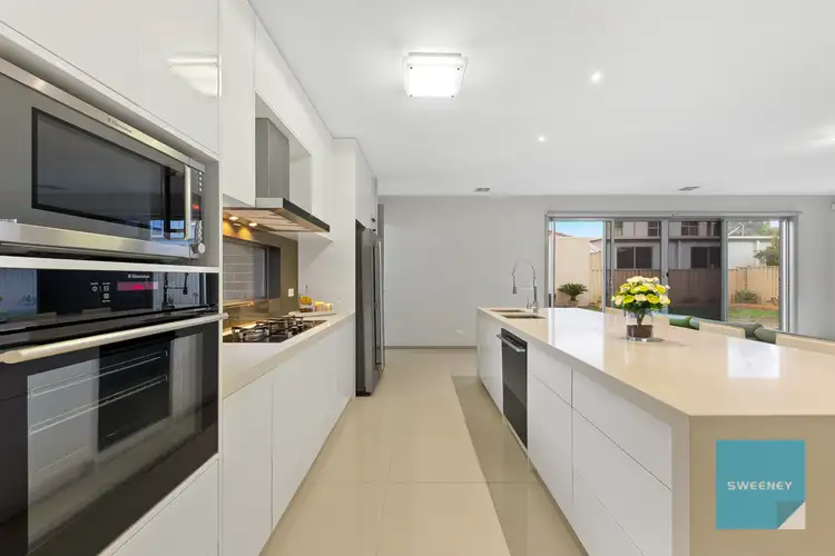 Sixth view of Homely house listing, 5 Lomandra Way, Cairnlea VIC 3023