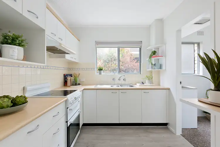 Third view of Homely apartment listing, 2/105 Queenscliff Road, Queenscliff NSW 2096