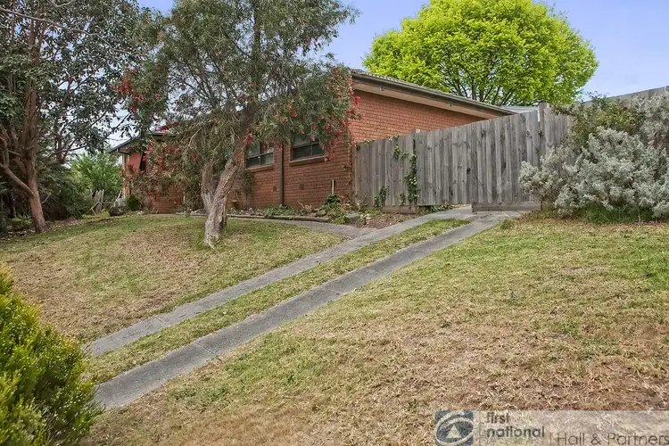 Main view of Homely house listing, 11 Heatherdew Close, Endeavour Hills VIC 3802