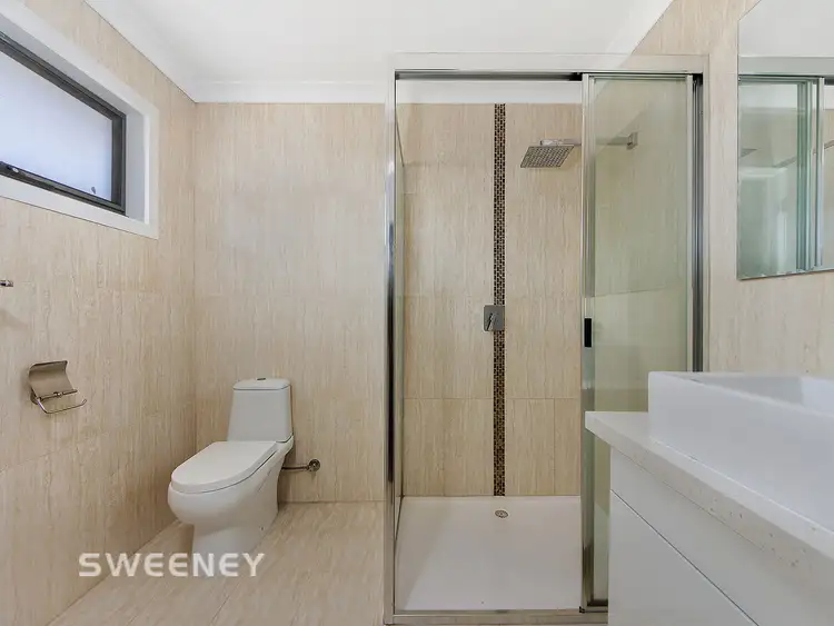 Fifth view of Homely townhouse listing, 1/402 Main Road West, St Albans VIC 3021