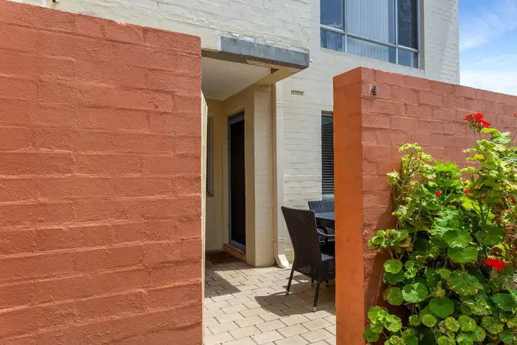Fourth view of Homely unit listing, 4/362 Mill Point Road, South Perth WA 6151
