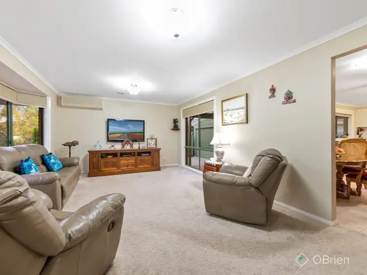 Second view of Homely house listing, 7 Ben Drive, Pakenham VIC 3810