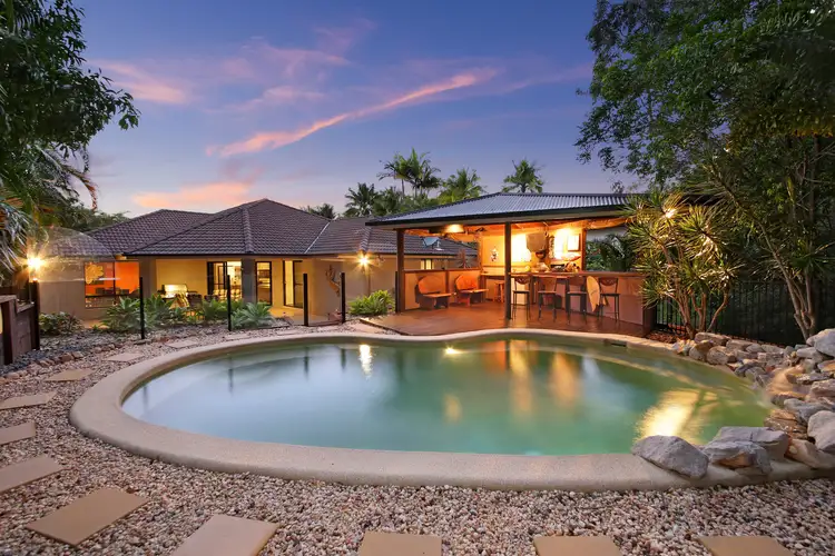 18 McLaren Place