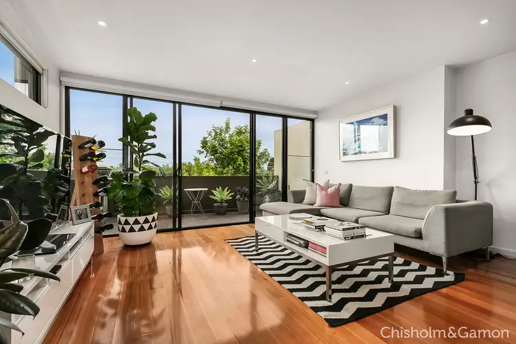 11/6 Pine Avenue, Elwood VIC 3184
