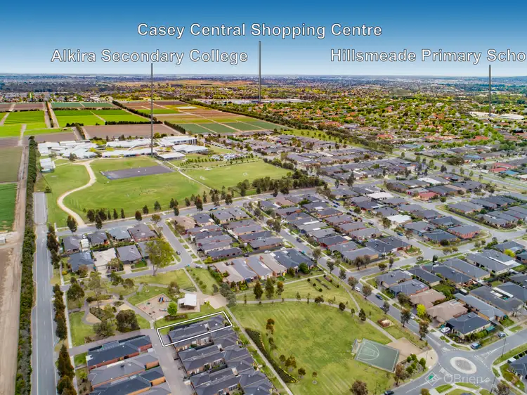 16 Tolpis Lane, Cranbourne North VIC 3977