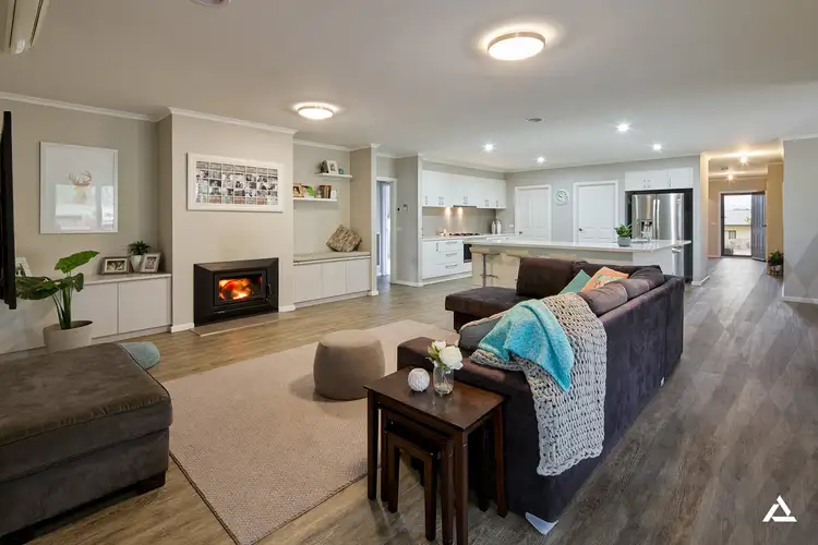 Fifth view of Homely house listing, 29 Southern Close, Drouin VIC 3818