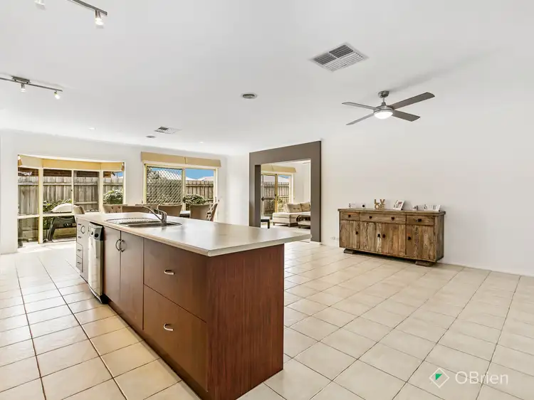 Third view of Homely house listing, 10 Laurie Court, Skye VIC 3977