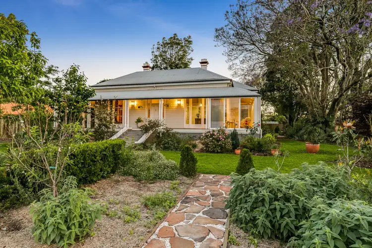 2 Braemar Street, South Toowoomba QLD 4350