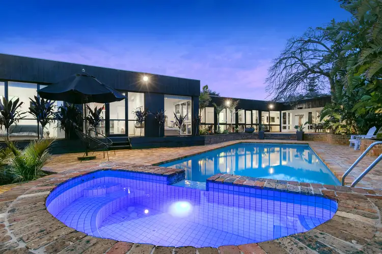 16A The Close, Frankston South VIC 3199