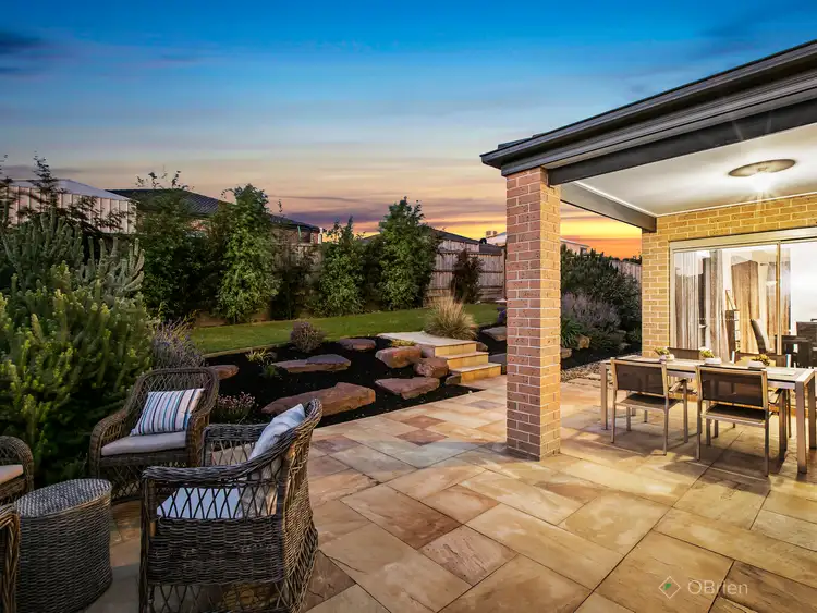 Second view of Homely house listing, 8 Willard Court, Berwick VIC 3806