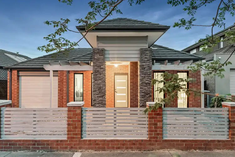 Main view of Homely house listing, 6 Clarendon Avenue, Craigieburn VIC 3064
