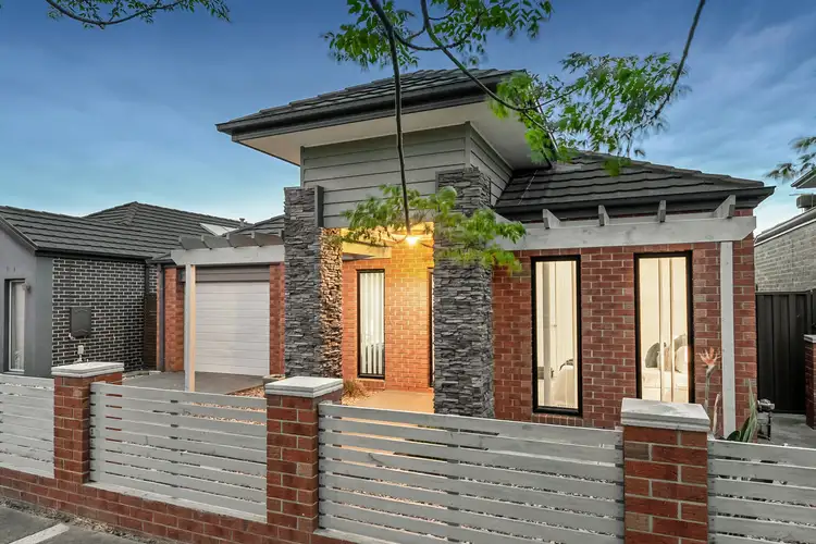 Second view of Homely house listing, 6 Clarendon Avenue, Craigieburn VIC 3064