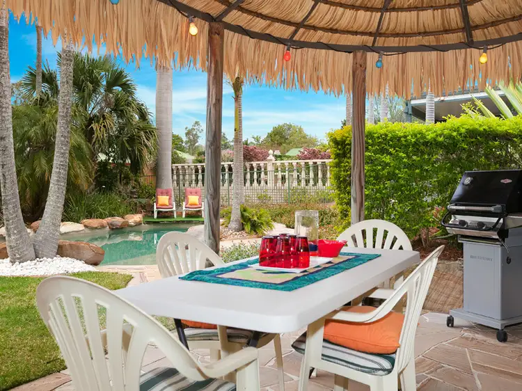 63 Pioneer Crescent, Bellbowrie QLD 4070