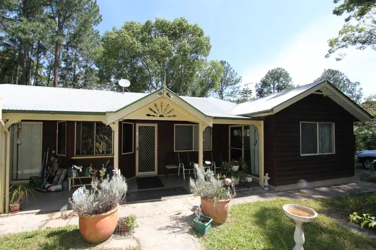 9 Louise Lane, Nambour QLD 4560