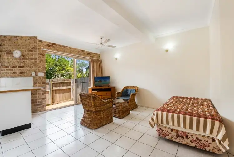 Fourth view of Homely unit listing, 2/1 Barooga Crescent, Mooloolaba QLD 4557