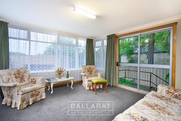 Fourth view of Homely house listing, 4 Chesterfield Court, Soldiers Hill VIC 3350