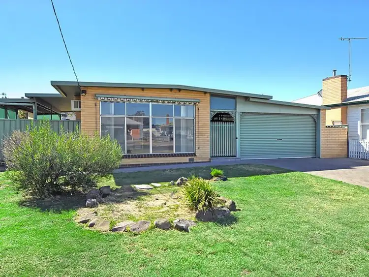 92 Park Road, Maryborough VIC 3465