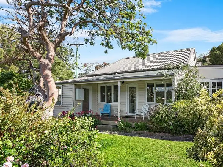 11 Clissold Street, Lorne VIC 3232