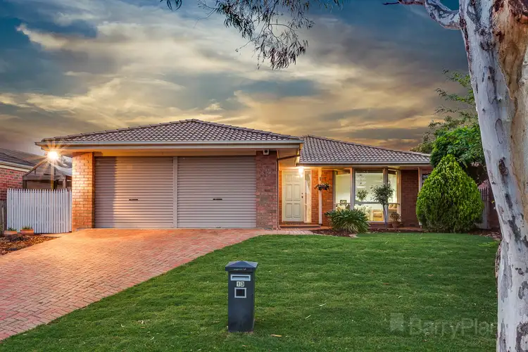 13 Milligan Parade, Sydenham VIC 3037