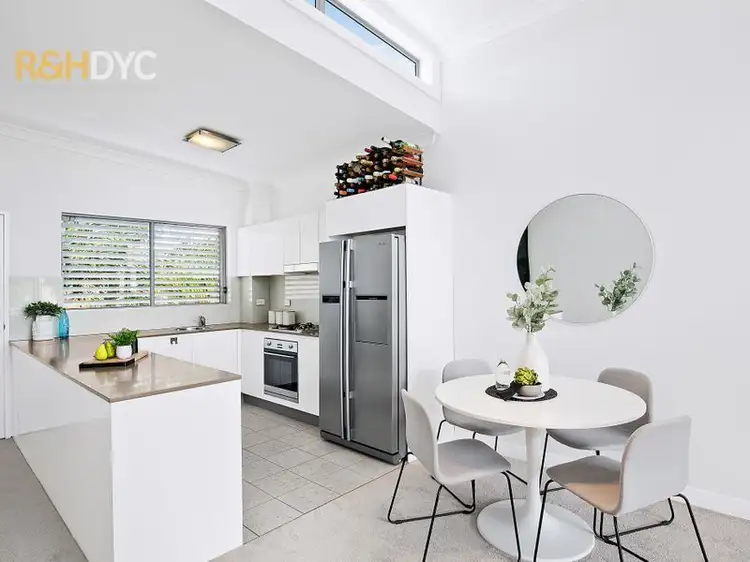 Second view of Homely unit listing, 22/4-8 Burne Avenue, Dee Why NSW 2099