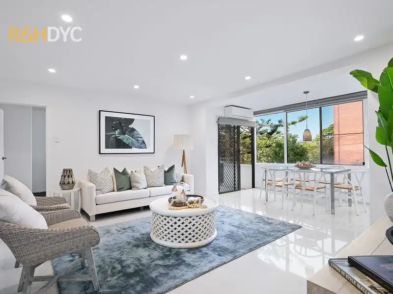 Main view of Homely unit listing, 1/105 Pacific Parade, Dee Why NSW 2099