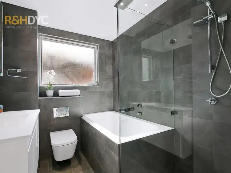 Fourth view of Homely unit listing, 1/105 Pacific Parade, Dee Why NSW 2099