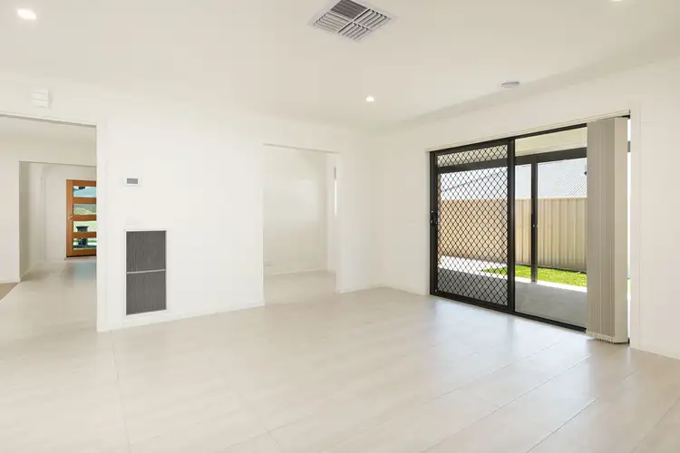 Fourth view of Homely house listing, 5 Grieve Way, Wodonga VIC 3690