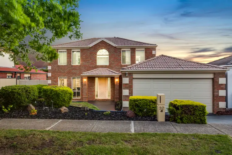 32 Queens Parade, Hillside VIC 3037