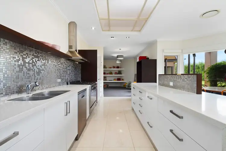 Sixth view of Homely house listing, 7-9 Bushfield Court, Traralgon VIC 3844