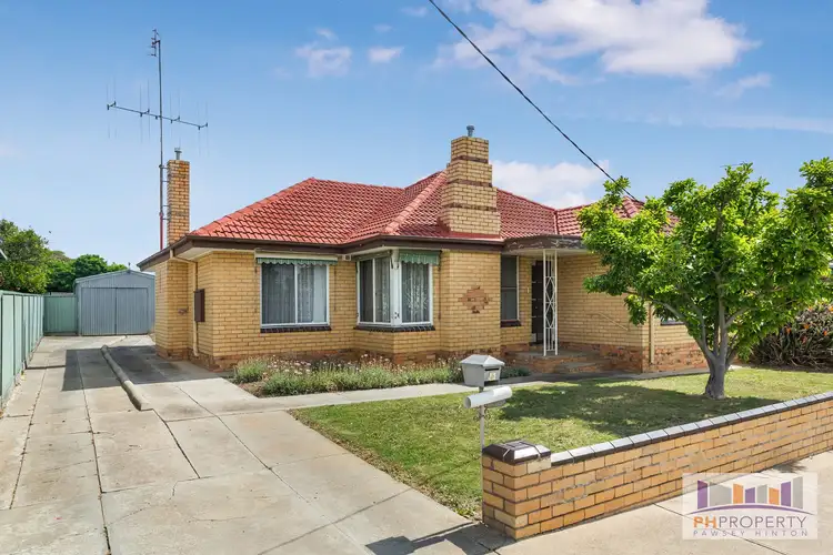 17 Grace Street, White Hills VIC 3550