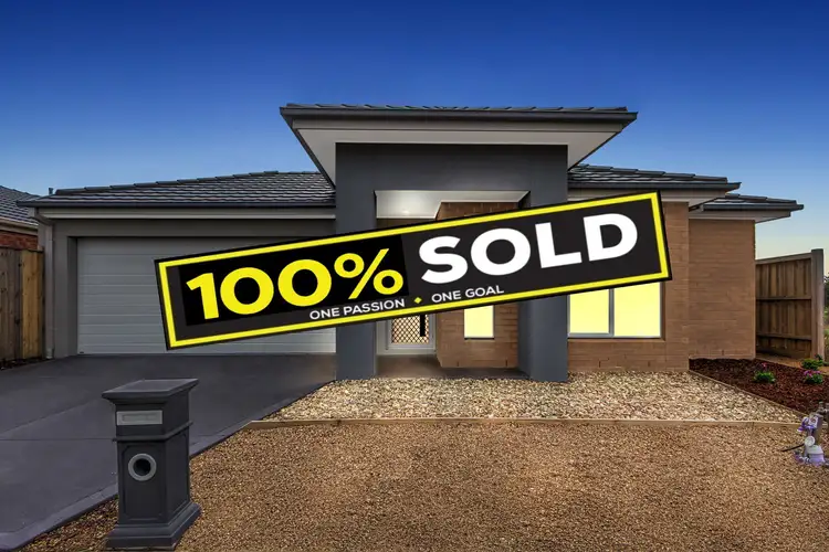 13 Hollington Drive, Mickleham VIC 3064