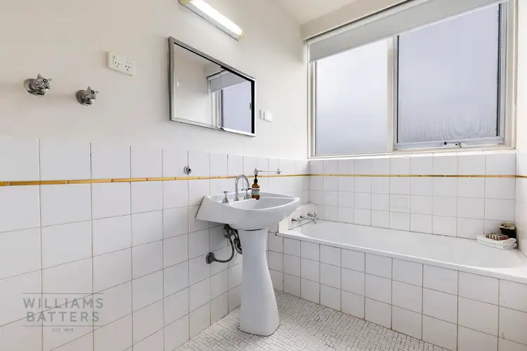 Fifth view of Homely apartment listing, 5C/381 Toorak Road, South Yarra VIC 3141