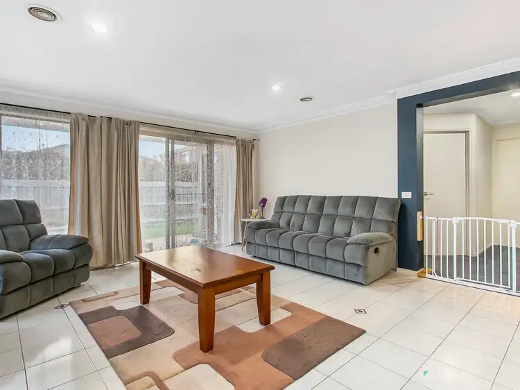 Fourth view of Homely house listing, 17 Sundial Court, Berwick VIC 3806