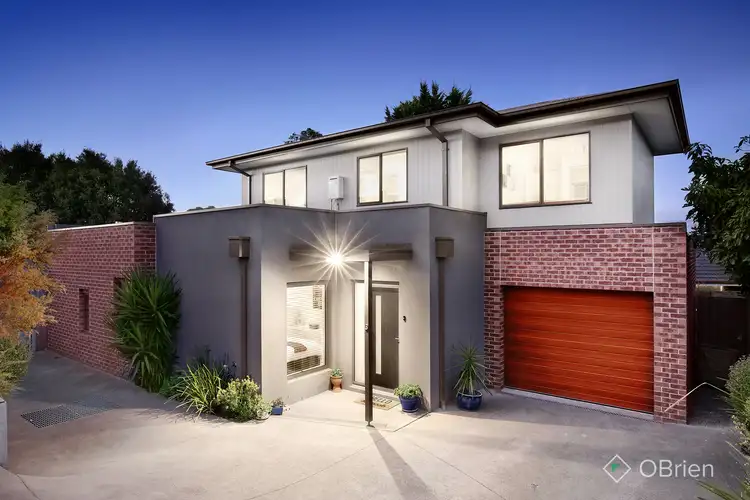 3/4 Rochester Road, Somerville VIC 3912