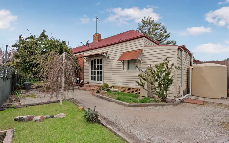 173 Eaglehawk Road, Long Gully VIC 3550