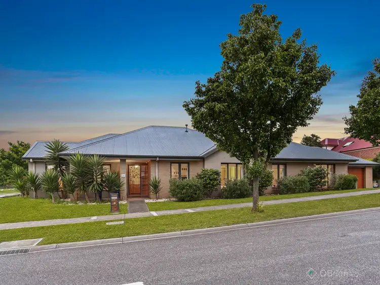24 Bridgewater Boulevard, Berwick VIC 3806