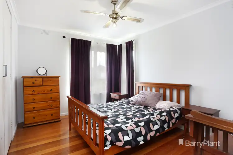 Fifth view of Homely house listing, 32 Kilmore Crescent, Dallas VIC 3047