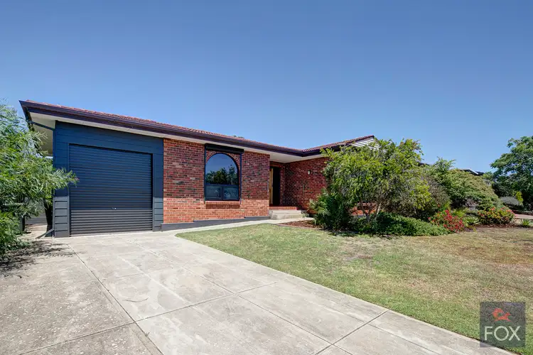 6 Intrepid Crescent, Hallett Cove SA 5158