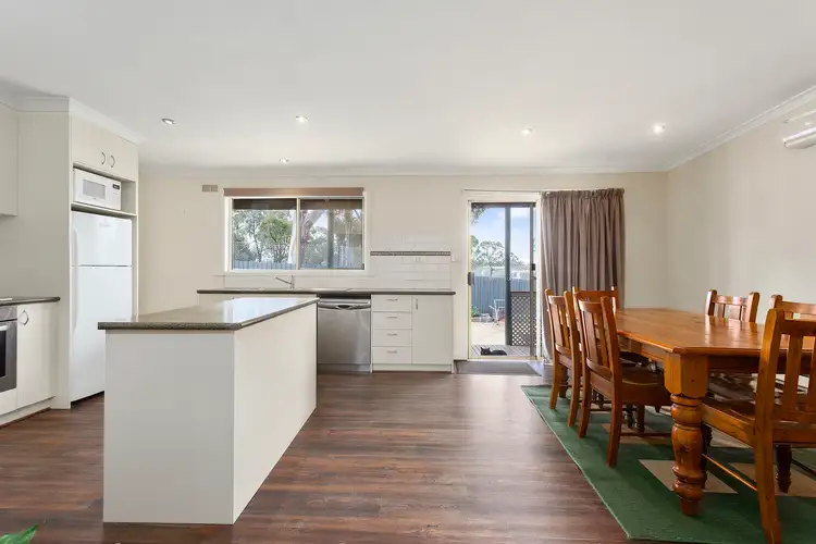 Fourth view of Homely house listing, 8 Carinya Court, North Bendigo VIC 3550