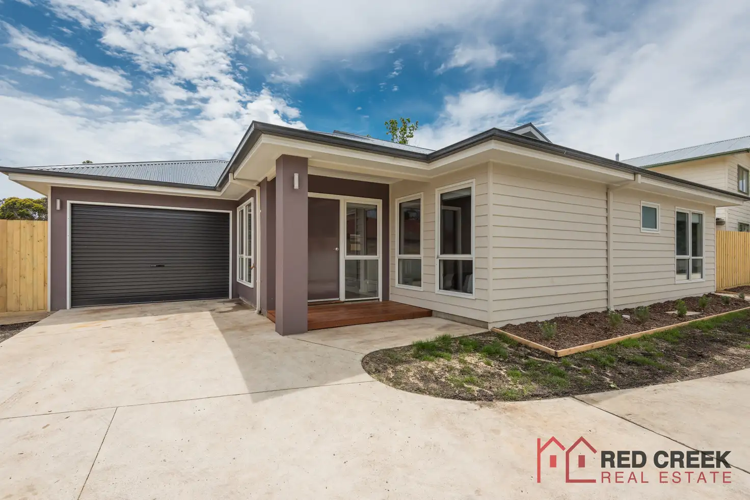 Main view of Homely unit listing, 2/17 Richardson Street, Riddells Creek VIC 3431