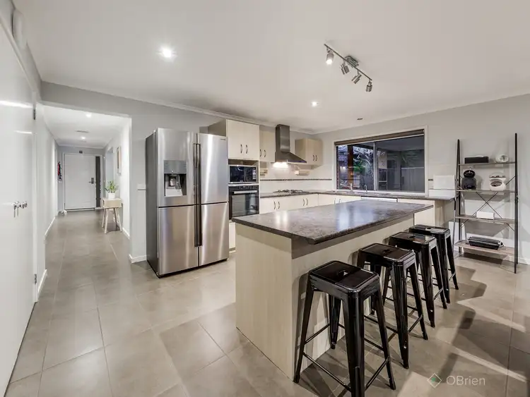 Fifth view of Homely house listing, 8 Cromwell Lane, Cranbourne East VIC 3977