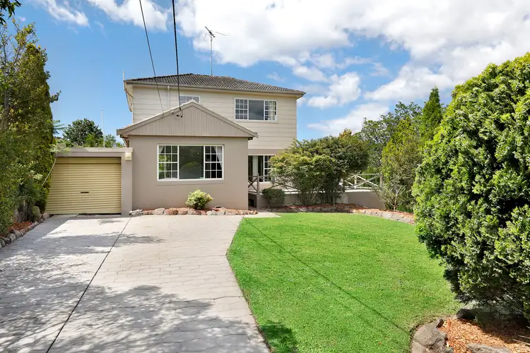 2 Maroopna Road, Yowie Bay NSW 2228