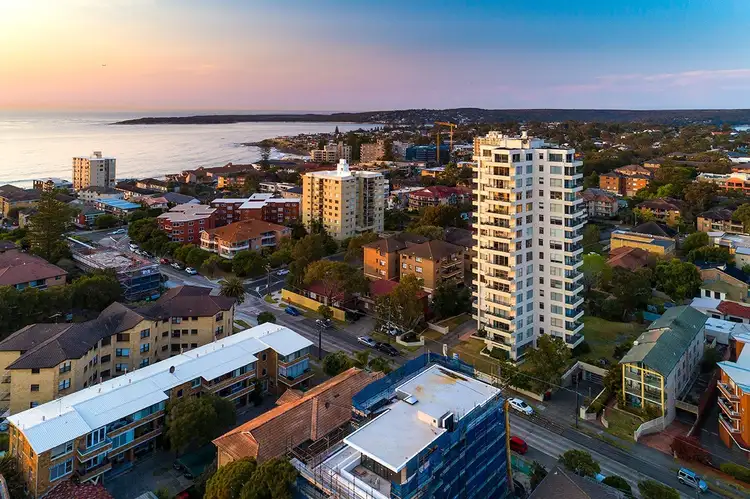 Second view of Homely apartment listing, 18/8-12 Waratah Street, Cronulla NSW 2230