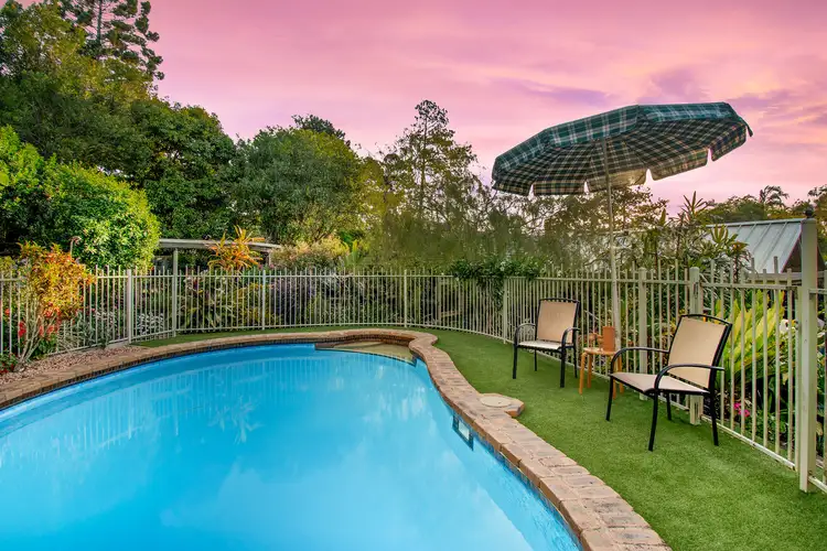 16 pandora Street, Rochedale South QLD 4123