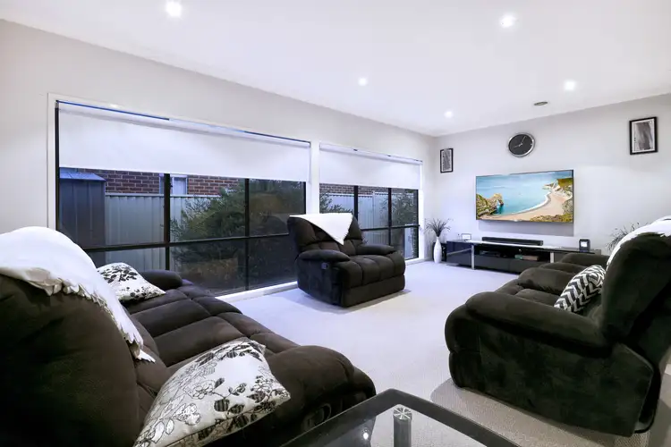 Third view of Homely house listing, 4 Laguna Place, Craigieburn VIC 3064