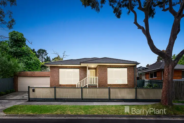 19 Shalimar Crescent, Boronia VIC 3155