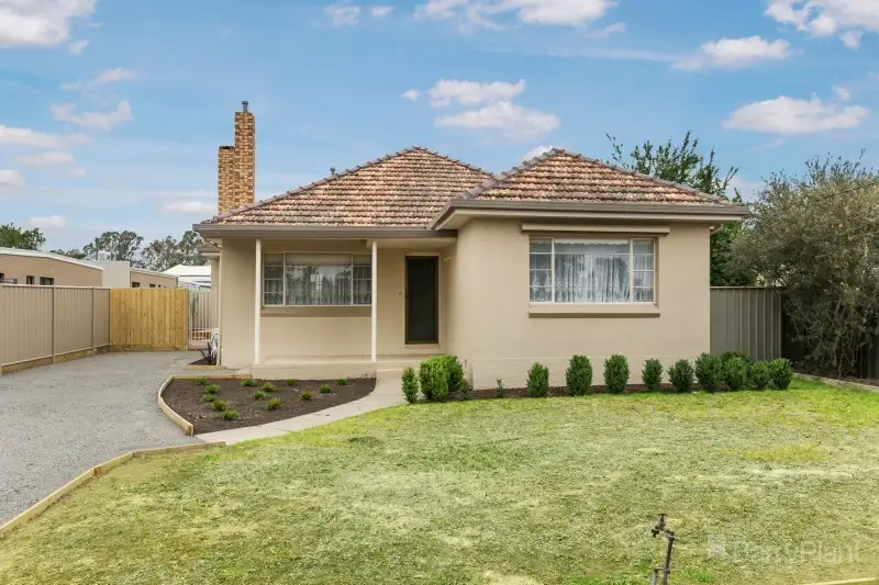 Main view of Homely house listing, 32 Raglan Street, White Hills VIC 3550