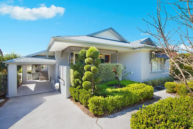 11 Russell Street, East Gosford NSW 2250